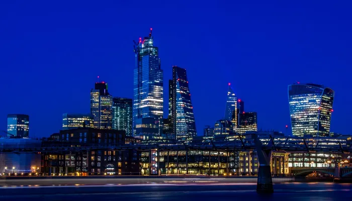 London skyline at night
